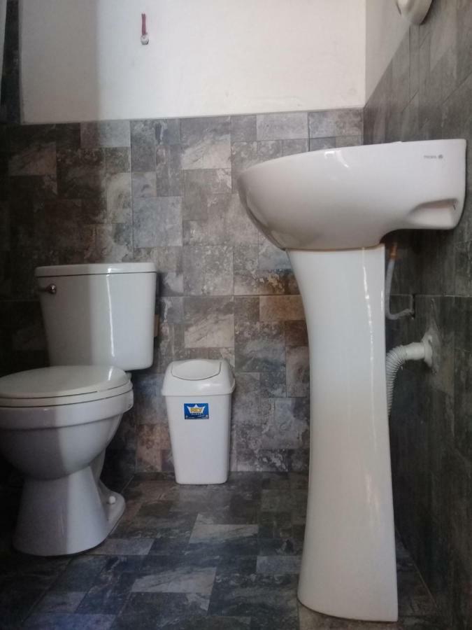 איקה Hospedaje Rocha מראה חיצוני תמונה